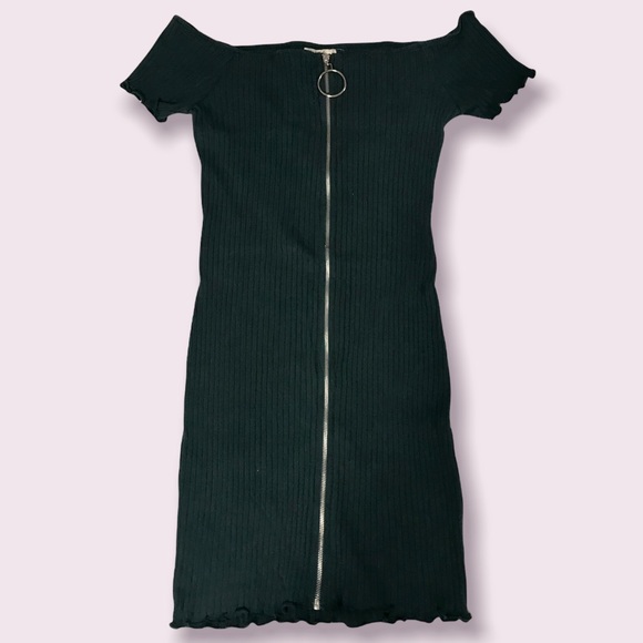 👗3/$20.00 SALE‼️ Heart & Hips Women’s Dark Green Off shoulder minidress size L - Picture 4 of 8